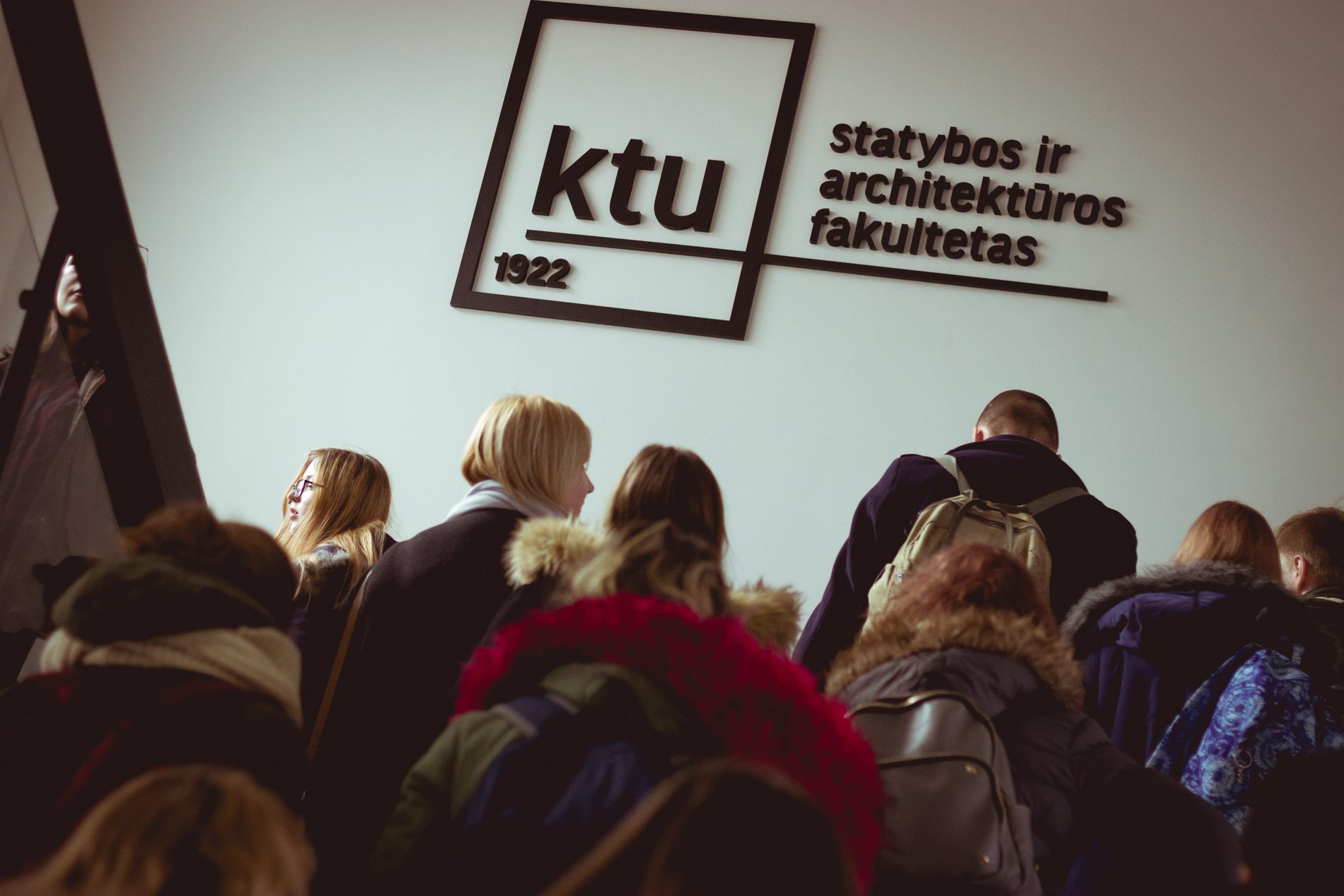 KVIEČIAME LSIS BENDRUOMENĘ PRISIDĖTI PRIE KTU STUDENTŲ BAIGIAMŲJŲ PROJEKTŲ TEMATIKŲ FORMAVIMO